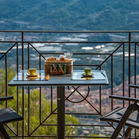 Fra Cielo E Mare - Private Parking & Wi-fi Διαμέρισμα *