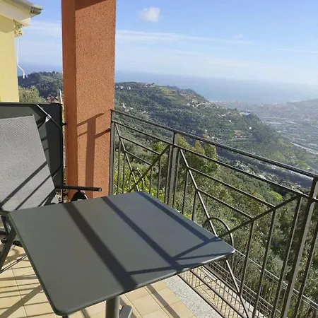 Apartament Fra Cielo E Mare - Private Parking & Wi-fi